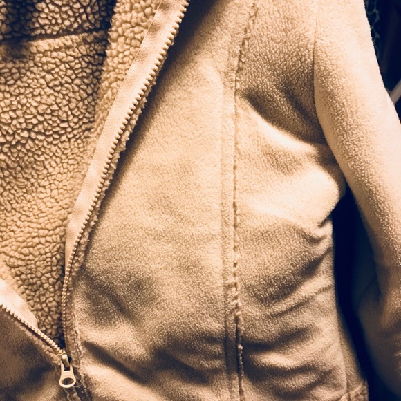 Old Navy soft coat - Picture 5 of 5